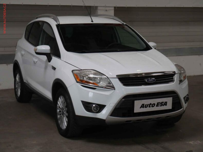 Ford Kuga - hlavní foto