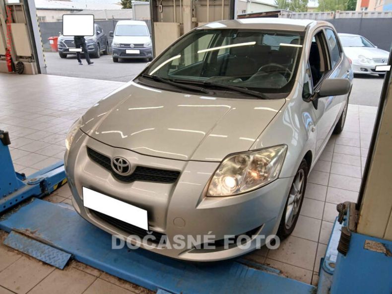 Toyota Auris - hlavní foto