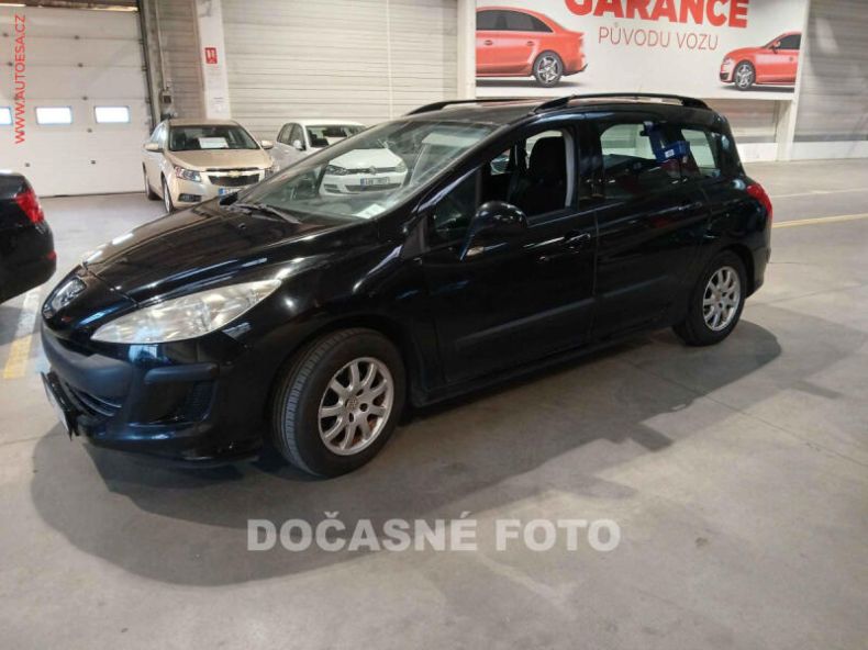 Peugeot 308 - hlavní foto