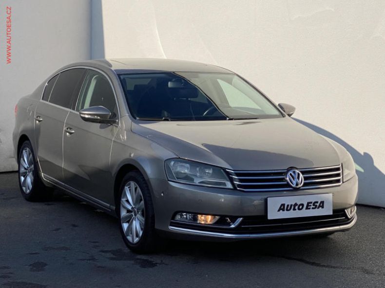 Volkswagen Passat - hlavní foto