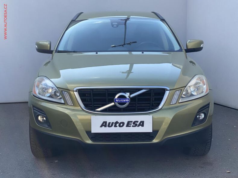 Volvo XC60 - hlavní fotka