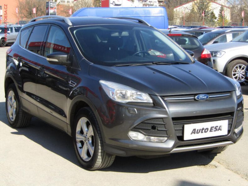 Ford Kuga - hlavní foto
