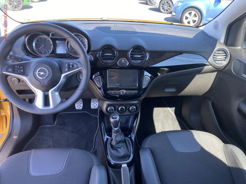 Opel Adam - hlavní fotka