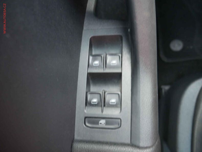 Škoda Octavia - hlavní fotka