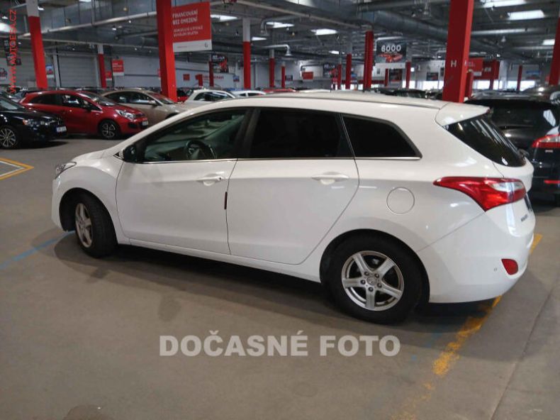 Hyundai i30 - hlavní foto