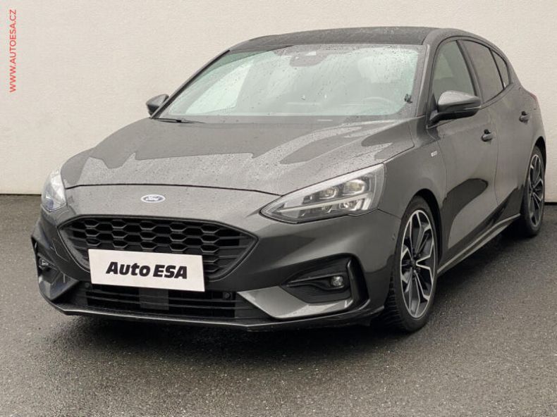 Ford Focus - hlavní fotka