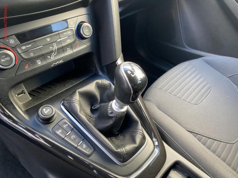 Ford Focus - hlavní fotka