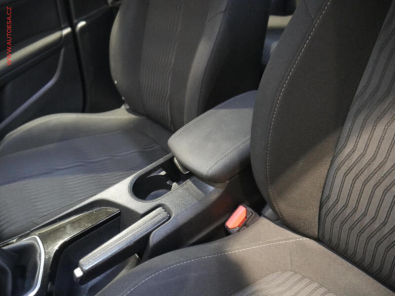 Peugeot 308 - hlavní fotka