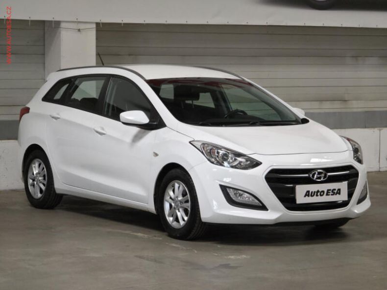 Hyundai i30 - hlavní foto
