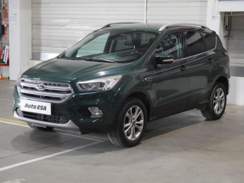 Ford Kuga - hlavní fotka