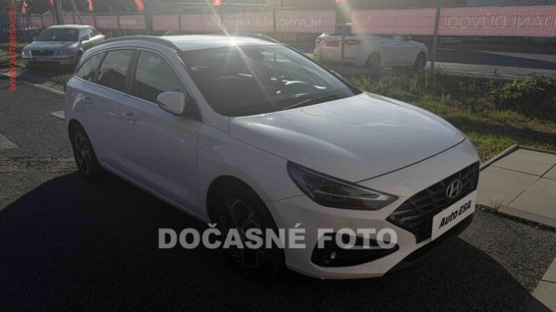 Hyundai i30 - hlavní foto