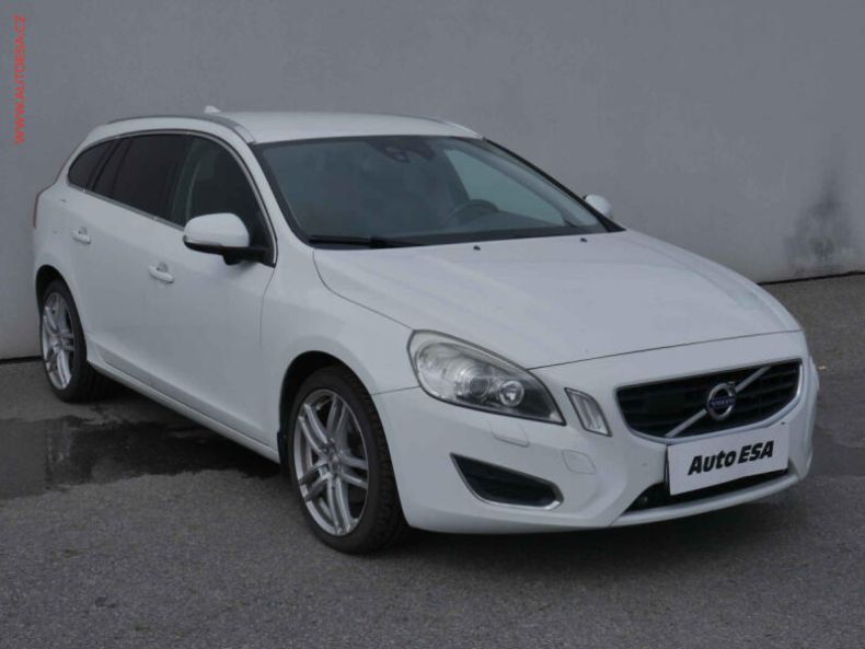 Volvo V60 - hlavní fotka inzerátu