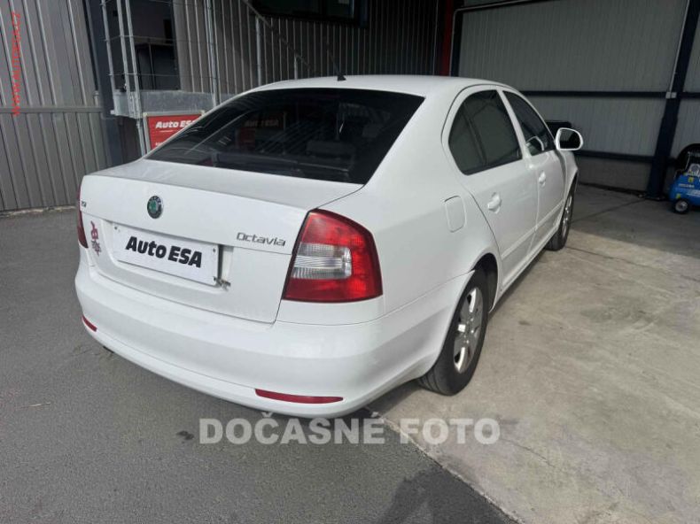 Škoda Octavia - hlavní fotka