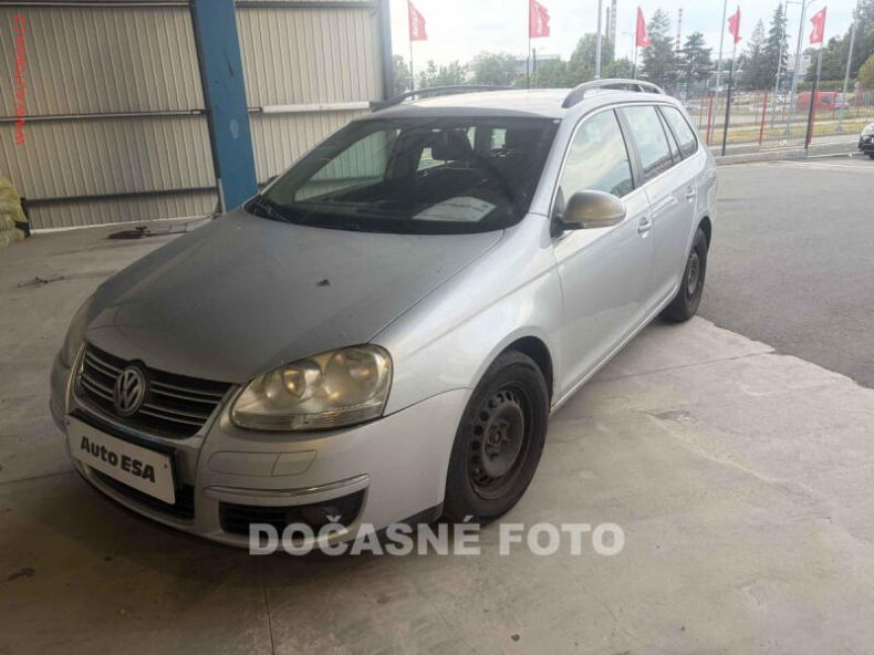 Volkswagen Golf - hlavní fotka inzerátu