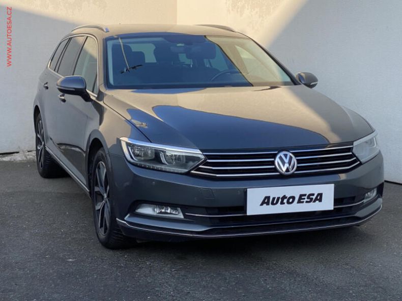 Volkswagen Passat - hlavní fotka inzerátu