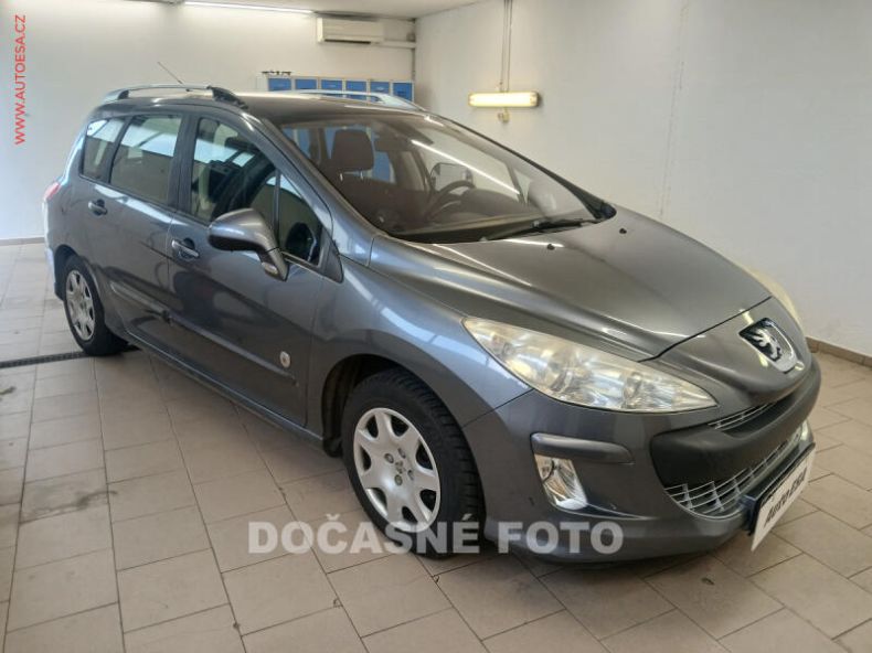 Peugeot 308 - hlavní foto