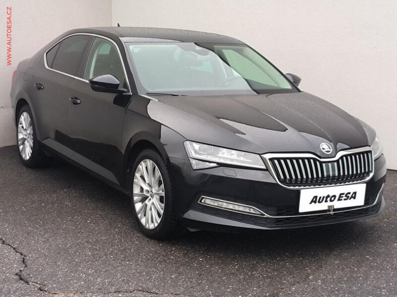 Škoda Superb - hlavní foto