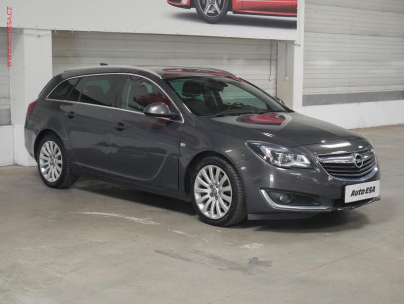Opel Insignia - hlavní fotka inzerátu