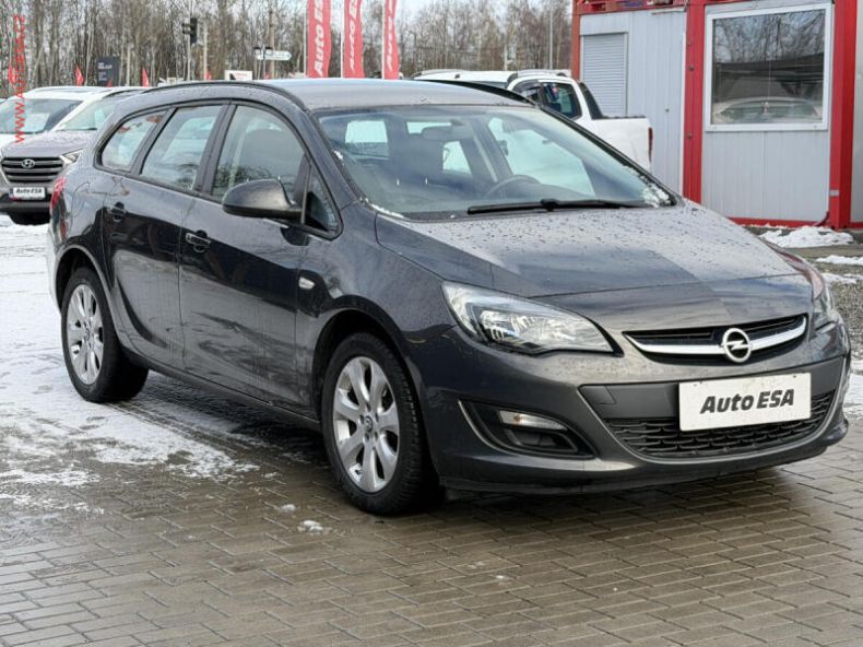 Opel Astra - hlavní fotka inzerátu