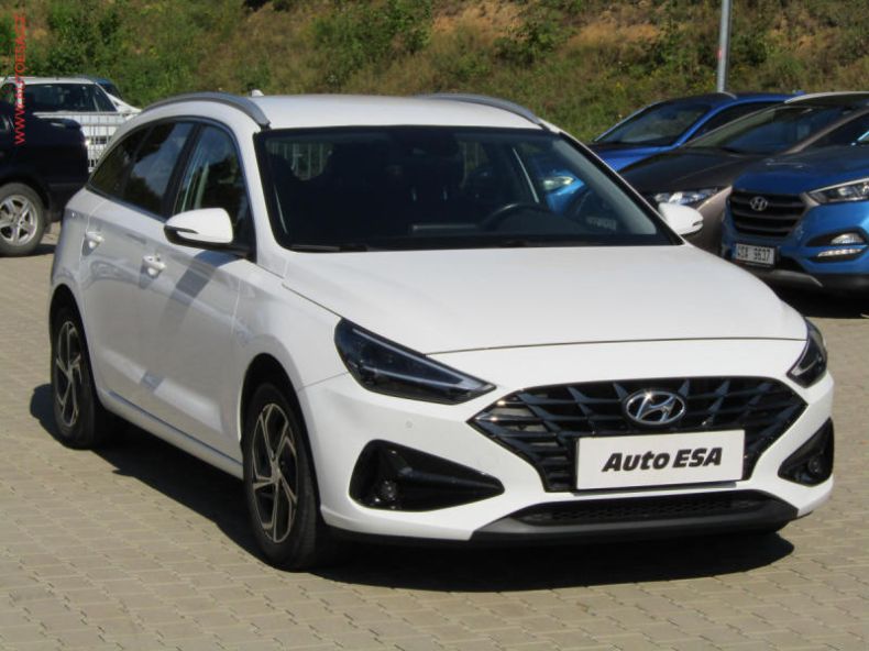 Hyundai i30 - hlavní foto