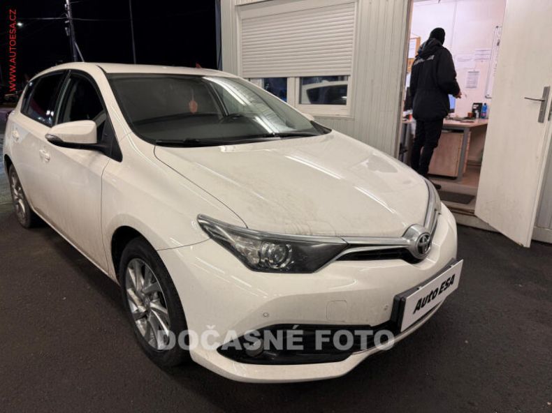 Toyota Auris - hlavní fotka inzerátu