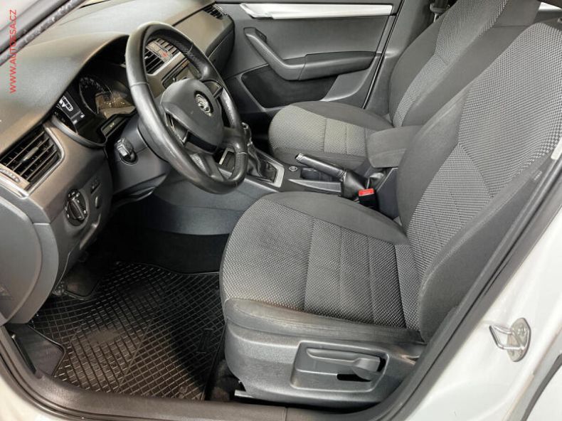 Škoda Octavia - hlavní fotka