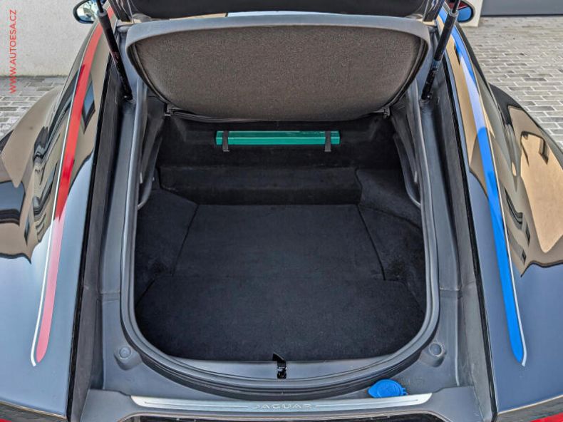 Jaguar F-Type - hlavní fotka