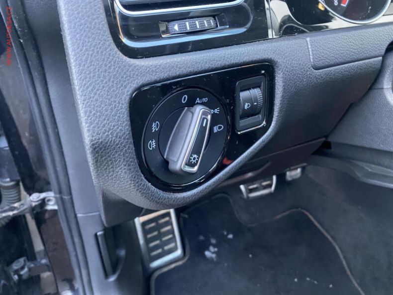 Volkswagen Golf - hlavní fotka