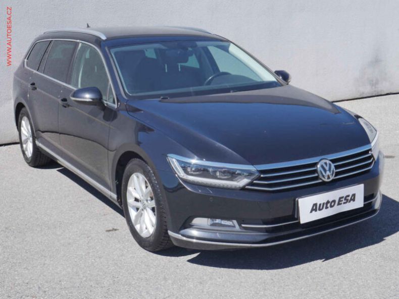 Volkswagen Passat - hlavní foto