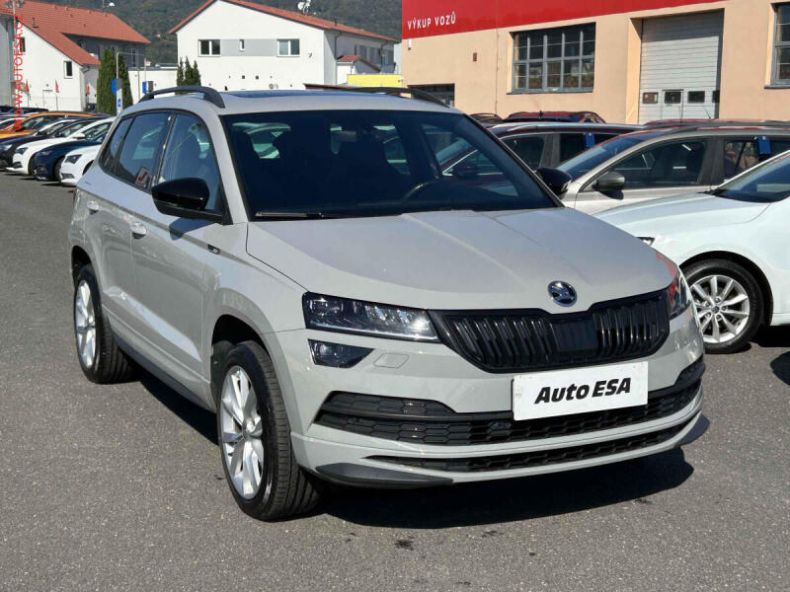 Škoda Karoq - hlavní foto