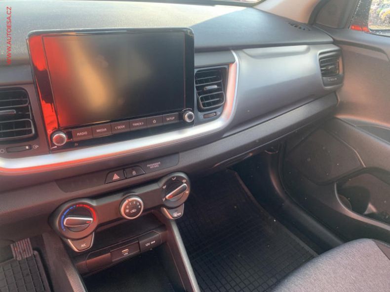 Kia Stonic - hlavní fotka