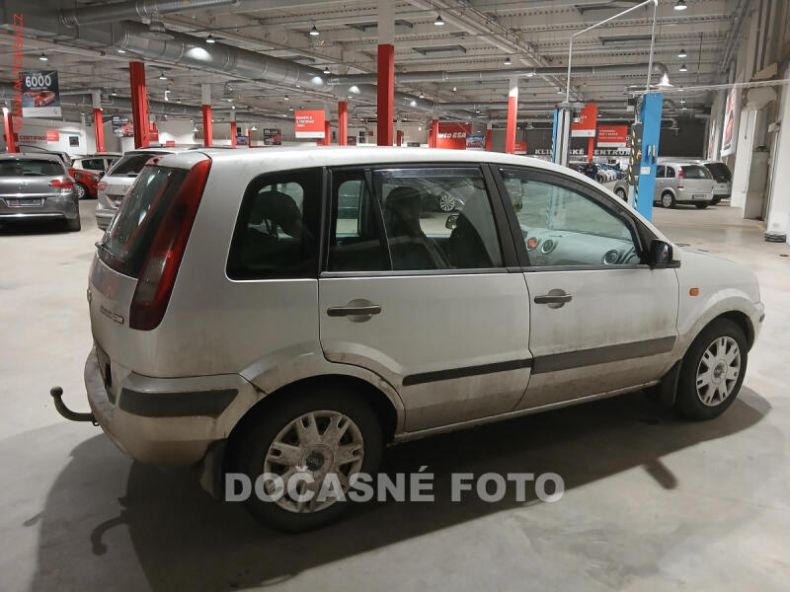 Ford Fusion - hlavní foto