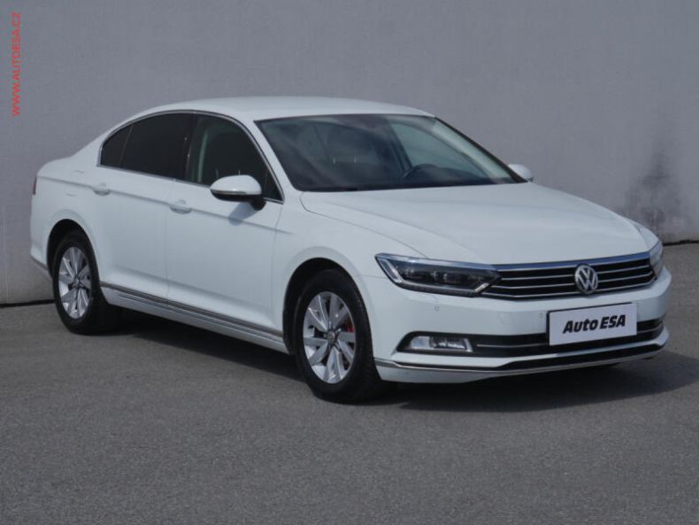Volkswagen Passat - hlavní fotka inzerátu
