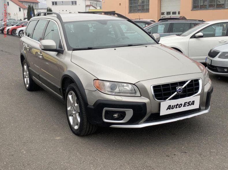 Volvo XC70 - hlavní foto