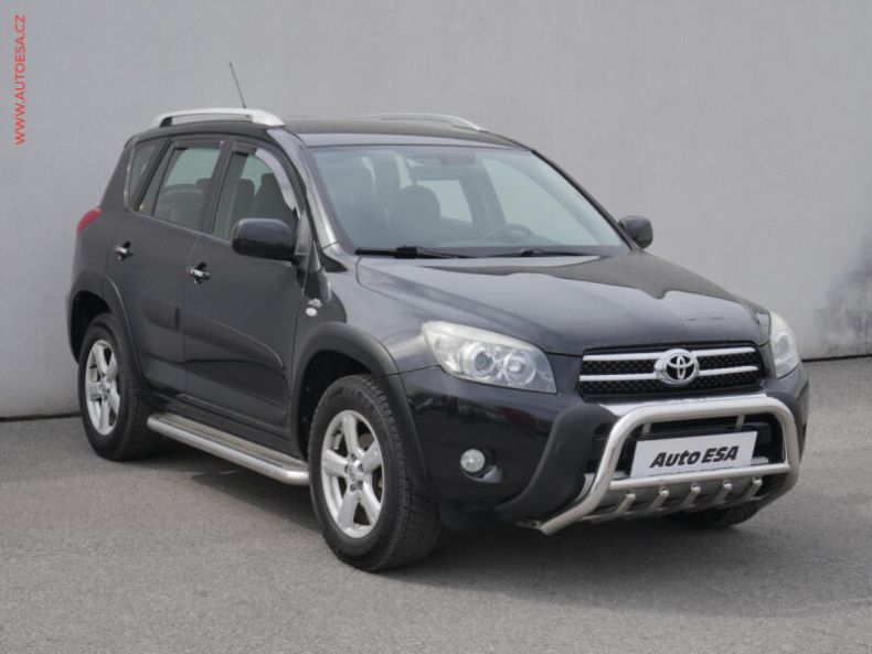 Toyota RAV 4 - hlavní fotka inzerátu
