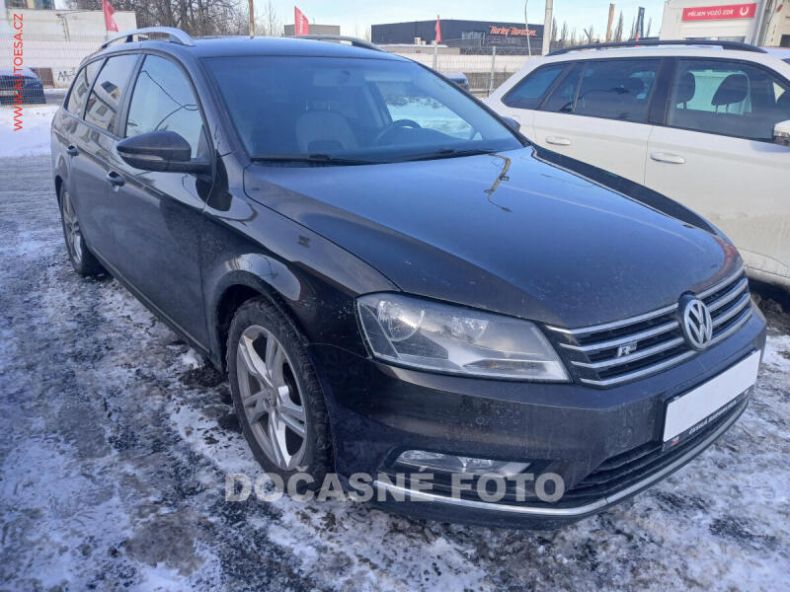 Volkswagen Passat - hlavní fotka inzerátu