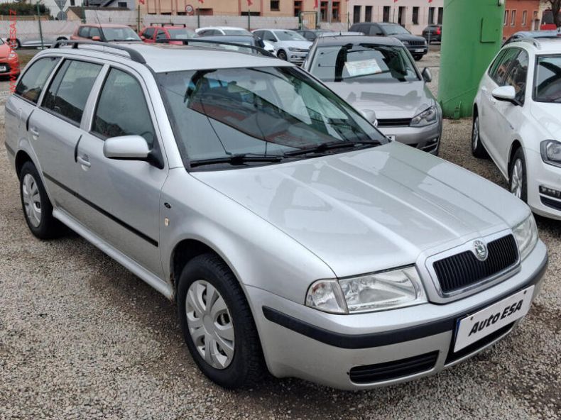 Škoda Octavia - hlavní foto