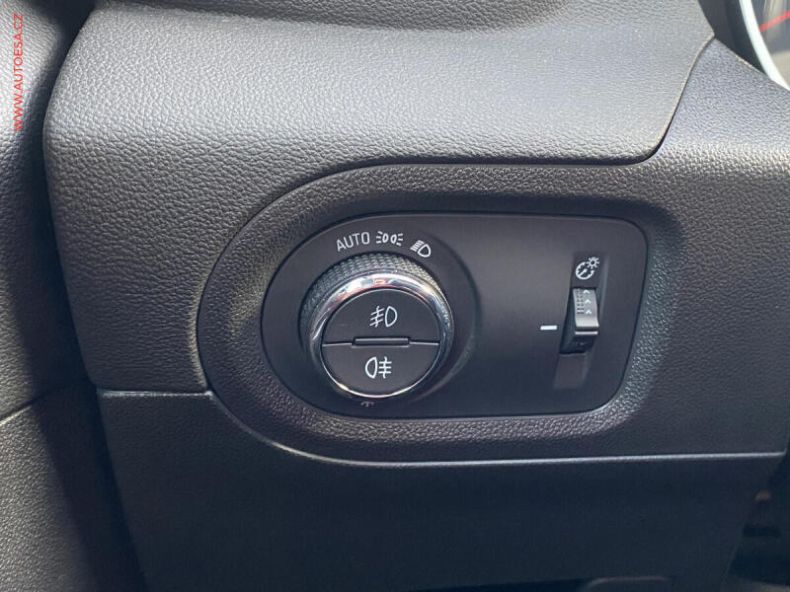 Opel Grandland X - hlavní fotka