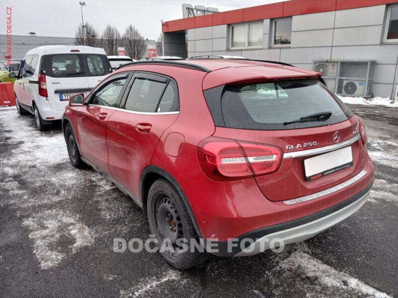 Mercedes Třída GLA - hlavní fotka