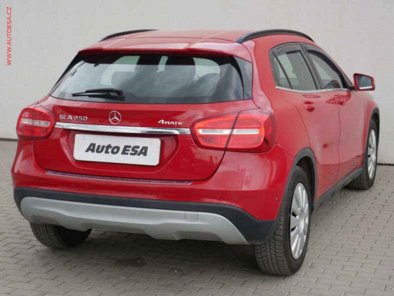 Mercedes Třída GLA - hlavní fotka