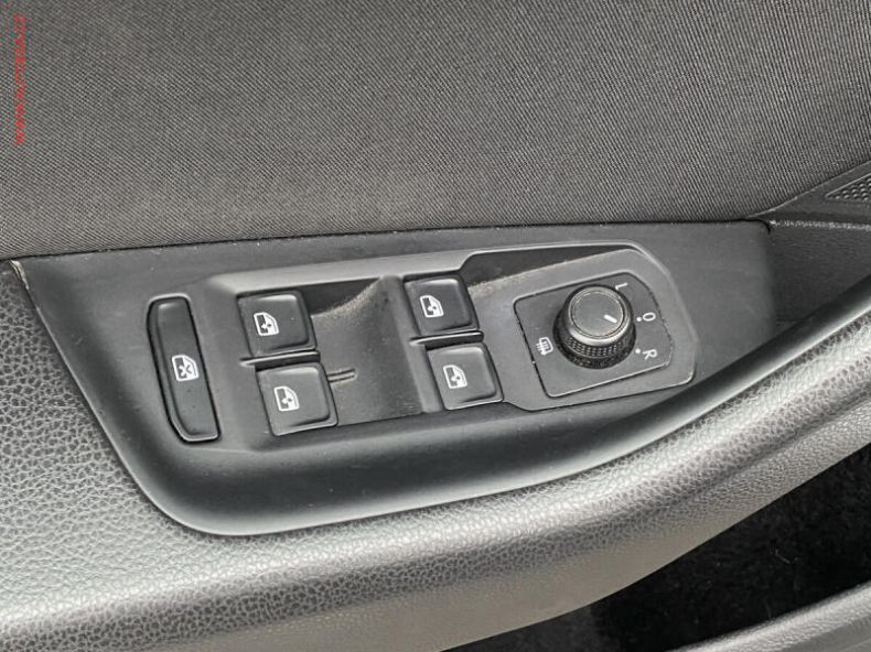 Volkswagen Passat - hlavní fotka