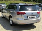 Volkswagen Passat - fotka číslo 5