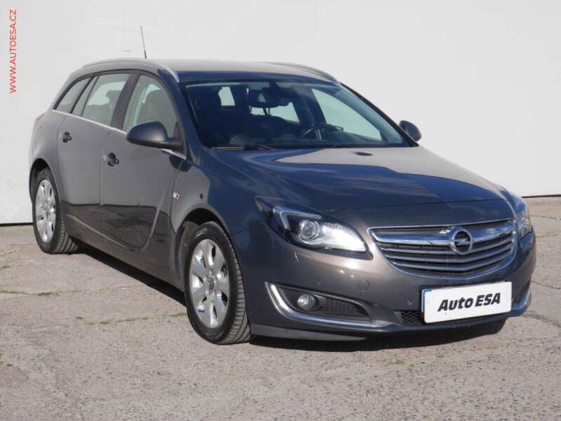 Opel Insignia - hlavní fotka inzerátu
