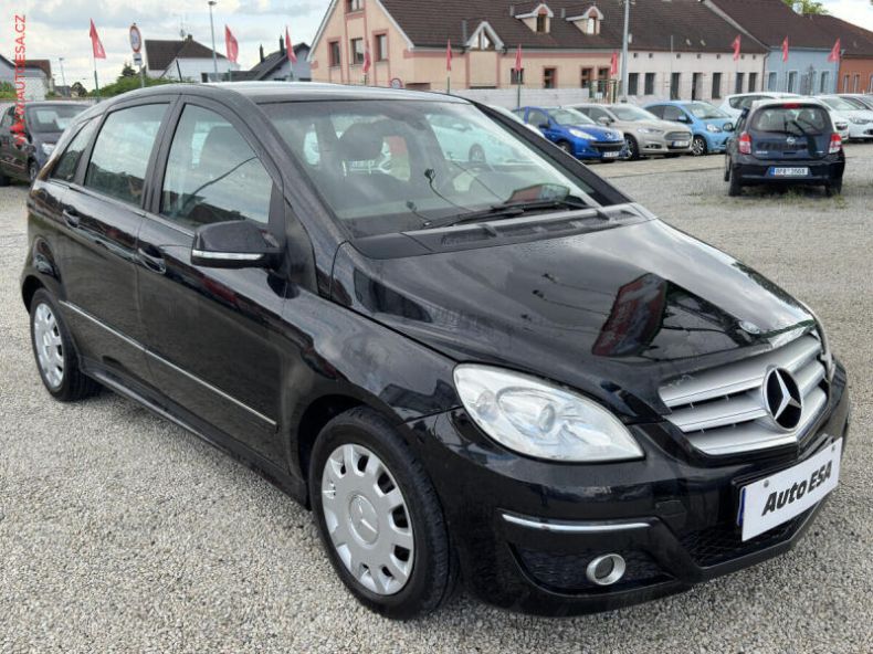Mercedes Třída B - hlavní foto
