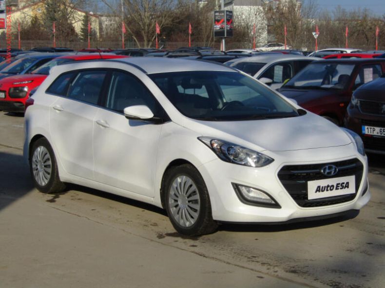 Hyundai i30 - hlavní fotka inzerátu
