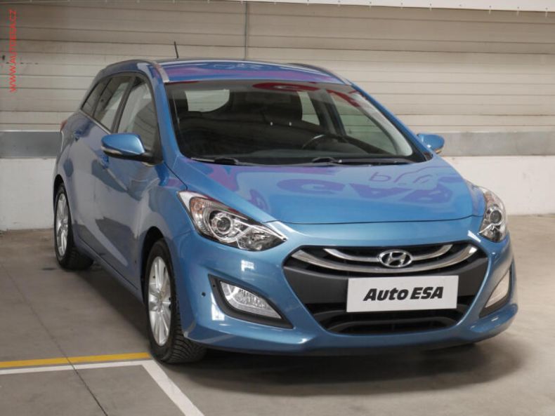 Hyundai i30 - hlavní foto