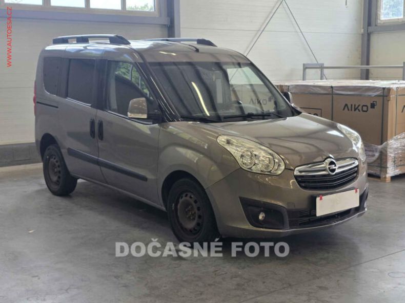 Opel Combo - hlavní fotka inzerátu
