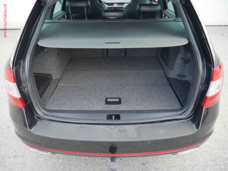 Škoda Octavia - hlavní fotka