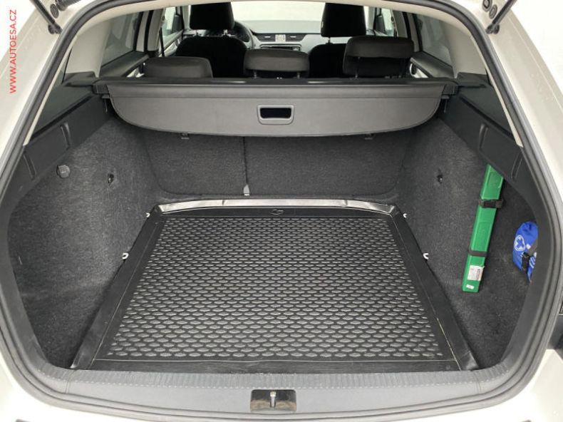 Škoda Octavia - hlavní fotka