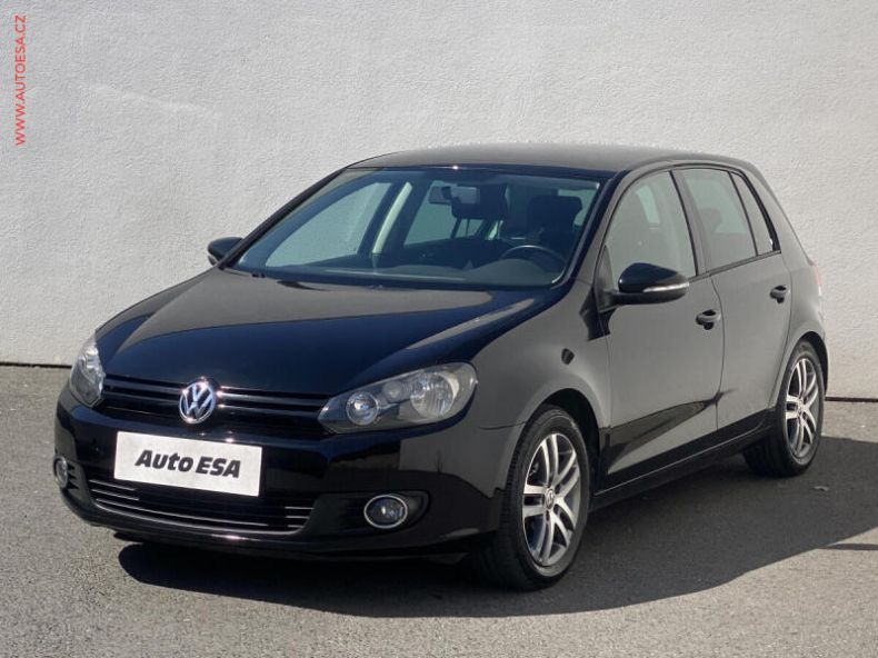 Volkswagen Golf - hlavní fotka